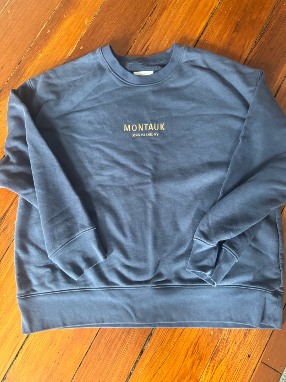 American Eagle Outfitters Montauk Crewneck Sweatshirt in Navy